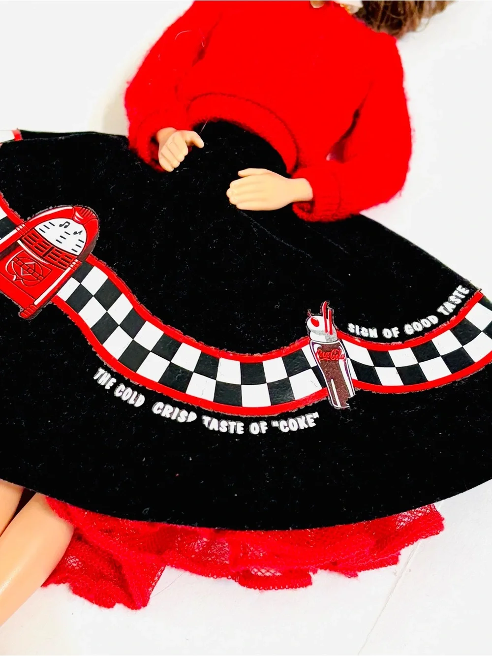 Coca-Cola Barbie Doll Vintage 1999 Sweetheart Collector Edition Mattel Necklace